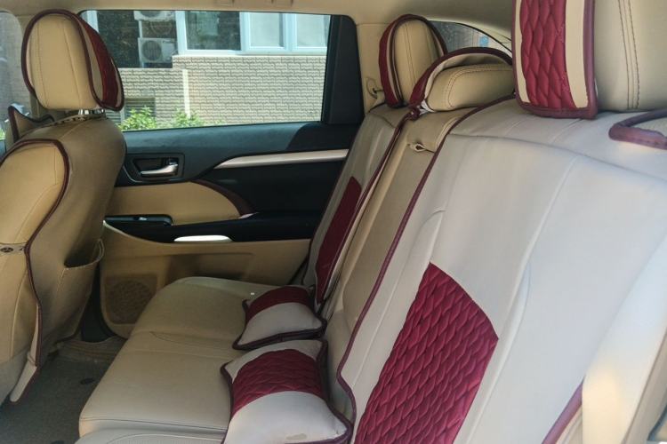 Used Toyota Highlander 2015 2.0T Four-Wheel Drive Luxury Edition 7-Seater Left Rear Seat