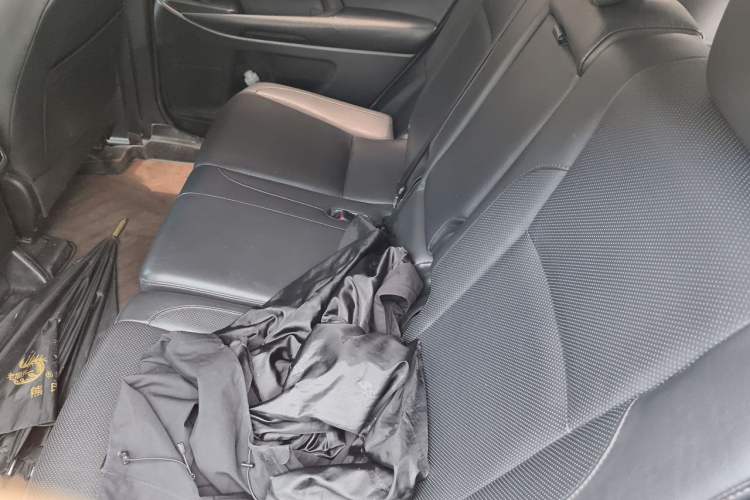 Used Toyota Highlander 2015 2.0T Four-Wheel Drive Luxury Edition 7-Seater Left Rear Seat