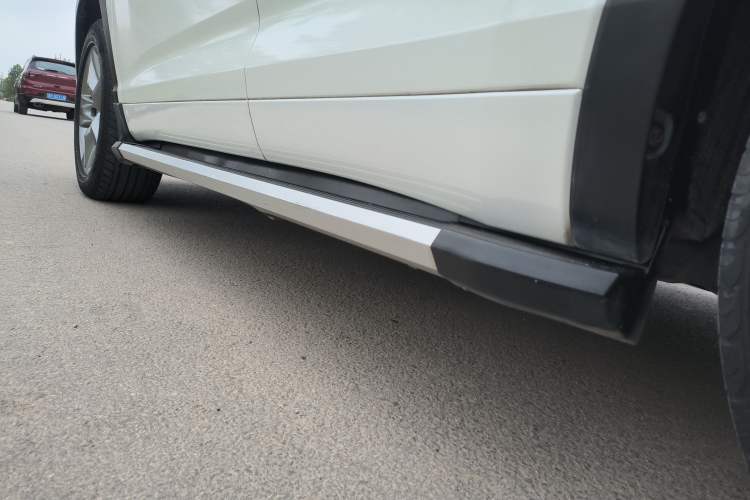 Used Toyota Highlander 2015 2.0T Four-Wheel Drive Luxury Edition 7-Seater Left Side Sill