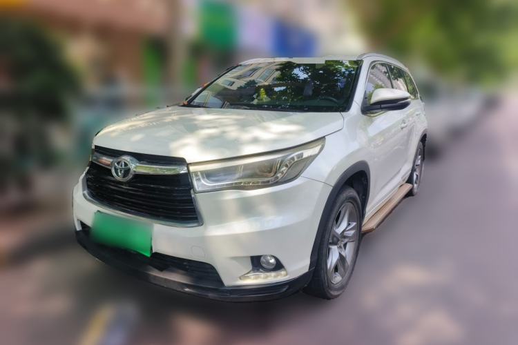 Used Toyota Highlander 2015 2.0T Four-Wheel Drive Luxury Edition 7-Seater Guazi used car, China used car export, Used car for sale, Used cars, Cheapest cars for sale
