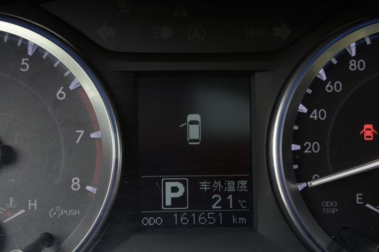 Used Toyota Highlander 2015 2.0T Four-Wheel Drive Luxury Edition 7-Seater Odometer Close Up