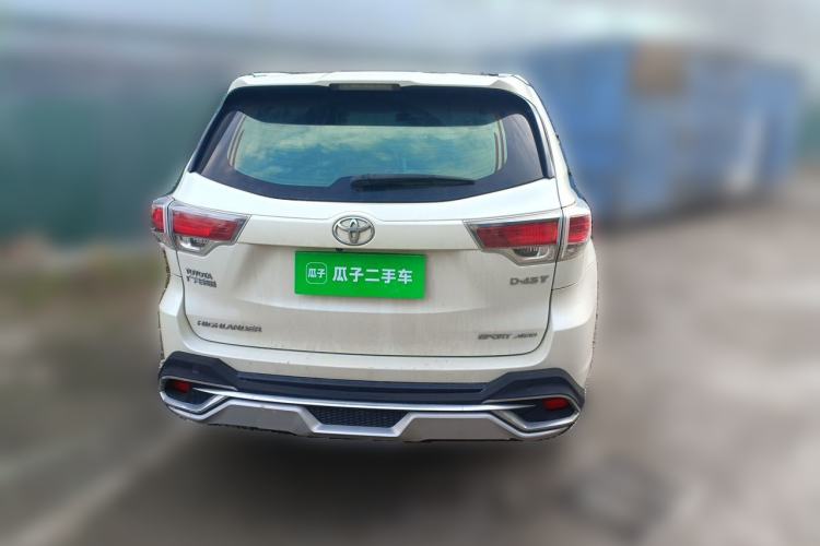 Used Toyota Highlander 2015 2.0T Four-Wheel Drive Luxury Edition 7-Seater Rear