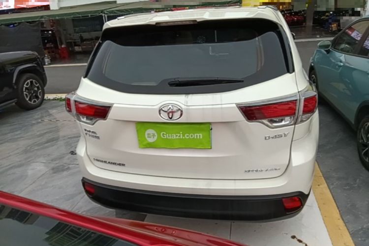 Used Toyota Highlander 2015 2.0T Four-Wheel Drive Luxury Edition 7-Seater Rear
