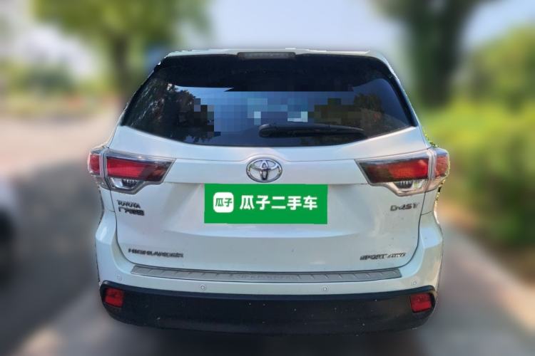 Used Toyota Highlander 2015 2.0T Four-Wheel Drive Luxury Edition 7-Seater Rear