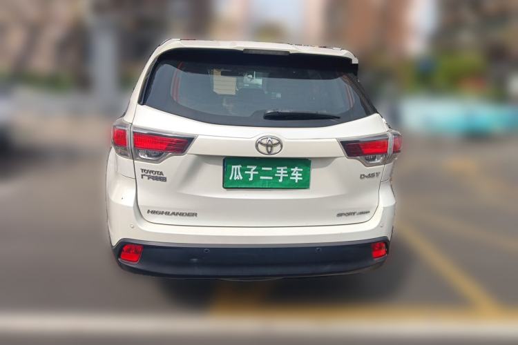 Used Toyota Highlander 2015 2.0T Four-Wheel Drive Luxury Edition 7-Seater Rear