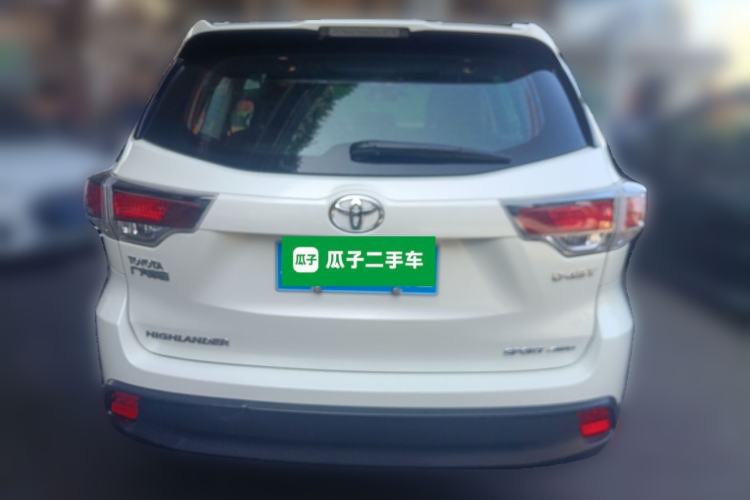 Used Toyota Highlander 2015 2.0T Four-Wheel Drive Luxury Edition 7-Seater Rear
