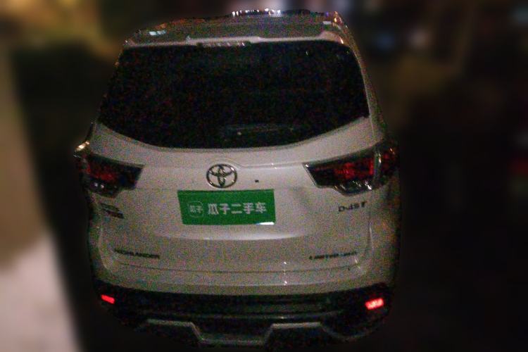 Used Toyota Highlander 2015 2.0T Four-Wheel Drive Ultimate Edition 7-Seater Rear
