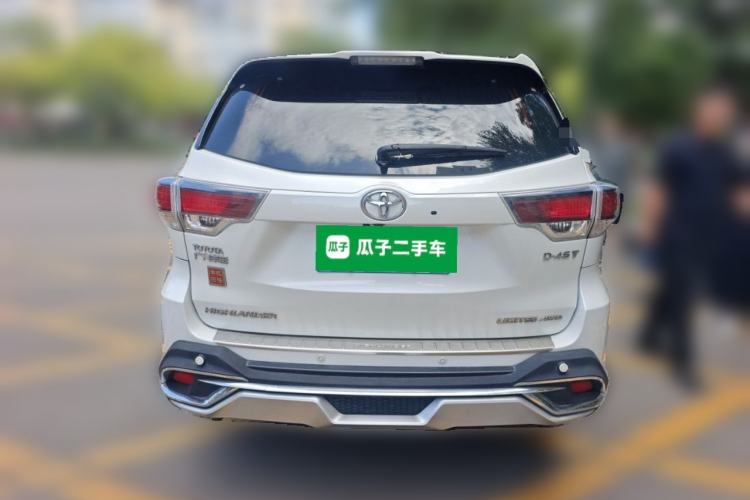 Used Toyota Highlander 2015 2.0T Four-Wheel Drive Ultimate Edition 7-Seater Rear