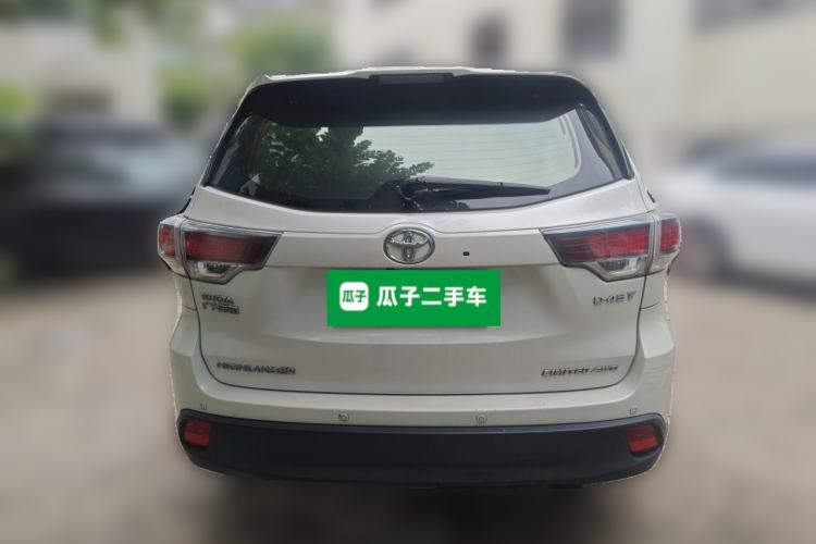 Used Toyota Highlander 2015 2.0T Four-Wheel Drive Ultimate Edition 7-Seater Rear