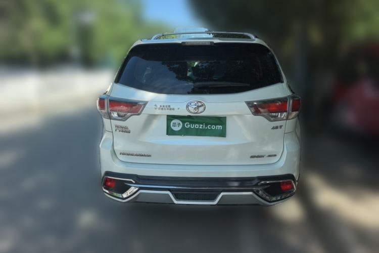 Used Toyota Highlander 2015 2.0T Four-Wheel Drive Luxury Edition 7-Seater Rear
