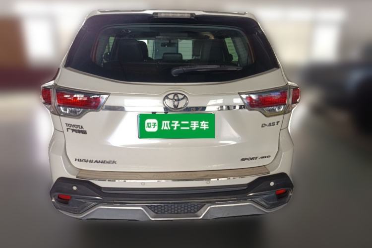 Used Toyota Highlander 2015 2.0T Four-Wheel Drive Luxury Edition 7-Seater Rear