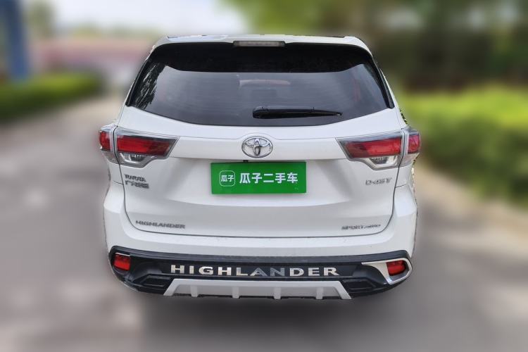 Used Toyota Highlander 2015 2.0T Four-Wheel Drive Luxury Edition 7-Seater Rear
