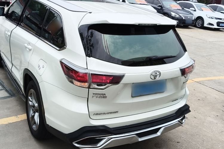 Used Toyota Highlander 2015 2.0T Four-Wheel Drive Luxury Edition 7-Seater Rear