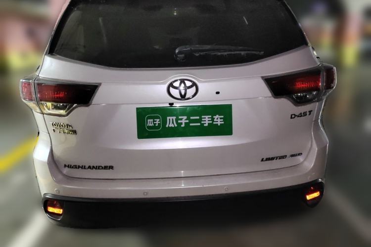Used Toyota Highlander 2015 2.0T Four-Wheel Drive Ultimate Edition 7-Seater Rear