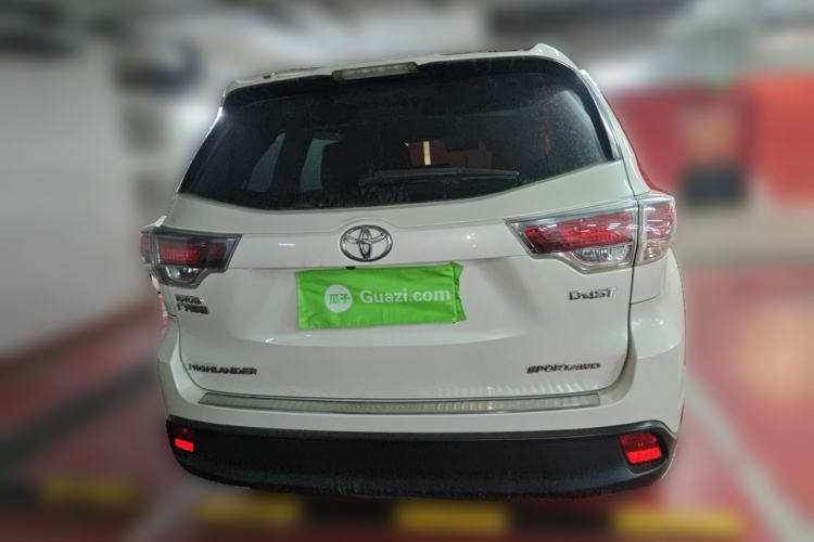 Used Toyota Highlander 2015 2.0T Four-Wheel Drive Luxury Edition 7-Seater Rear