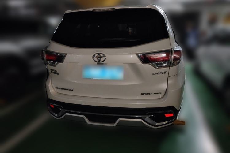 Used Toyota Highlander 2015 2.0T Four-Wheel Drive Luxury Edition 7-Seater Rear