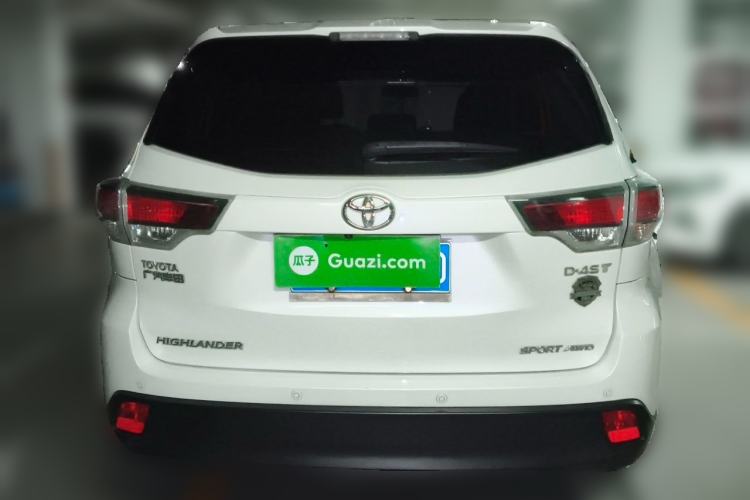 Used Toyota Highlander 2015 2.0T Four-Wheel Drive Luxury Edition 7-Seater Rear