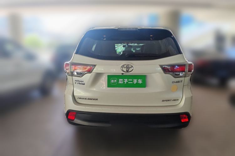 Used Toyota Highlander 2015 2.0T Four-Wheel Drive Luxury Edition 7-Seater Rear