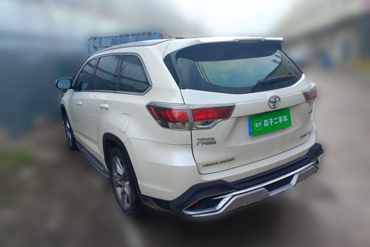 Used Toyota Highlander 2015 2.0T Four-Wheel Drive Luxury Edition 7-Seater Rear Left 45 Deg