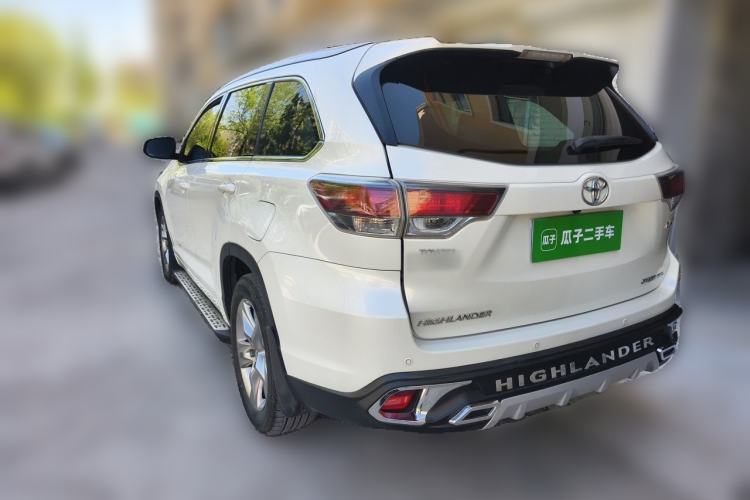 Used Toyota Highlander 2015 2.0T Four-Wheel Drive Luxury Edition 7-Seater Rear Left 45 Deg
