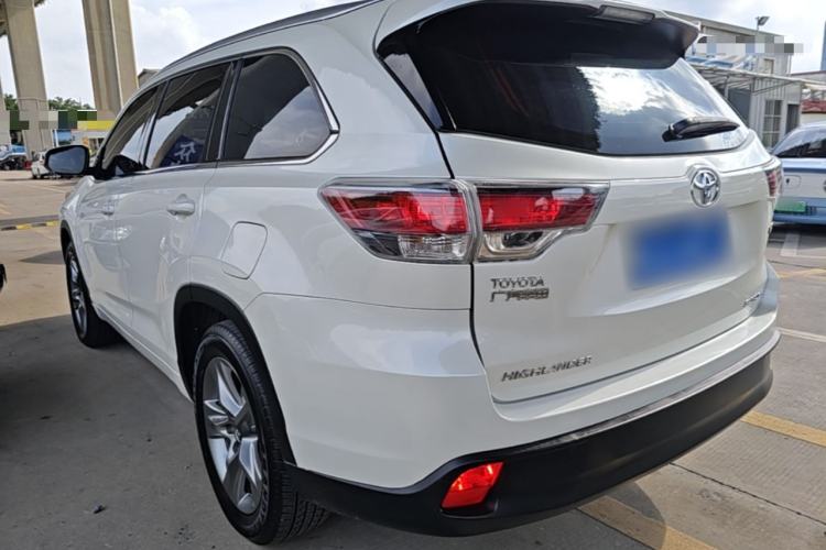 Used Toyota Highlander 2015 2.0T Four-Wheel Drive Luxury Edition 7-Seater Rear Left 45 Deg