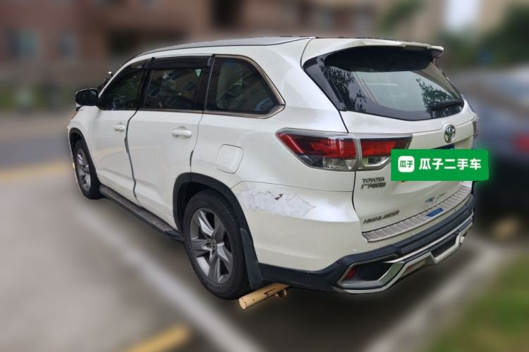 Used Toyota Highlander 2015 2.0T Two-Wheel Drive Luxury Edition 7 Seats Rear Left 45 Deg