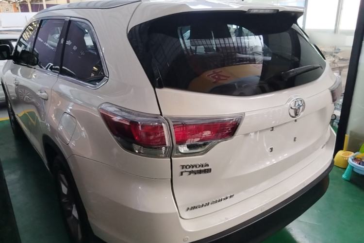 Used Toyota Highlander 2015 2.0T Two-Wheel Drive Luxury Edition 7 Seats Rear Left 45 Deg