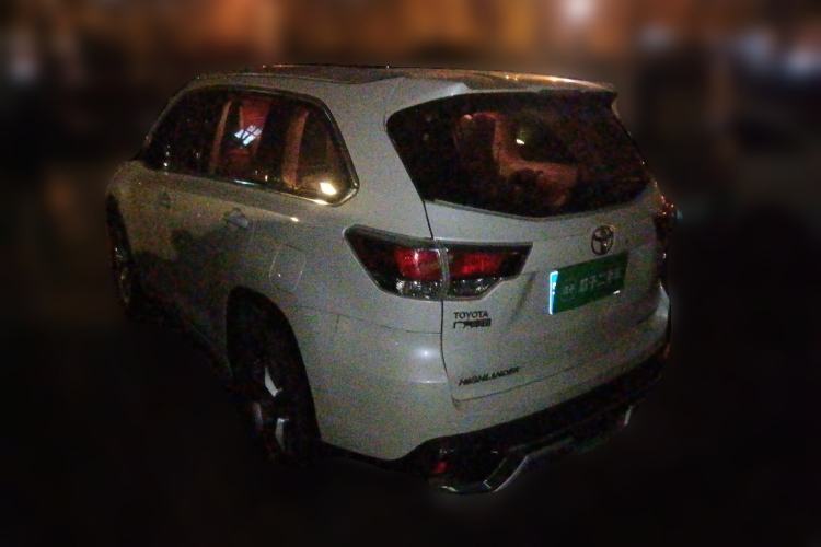 Used Toyota Highlander 2015 2.0T Four-Wheel Drive Ultimate Edition 7-Seater Rear Left 45 Deg