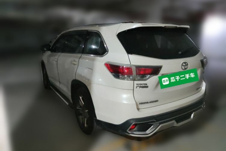 Used Toyota Highlander 2015 2.0T Four-Wheel Drive Luxury Edition 7-Seater Rear Left 45 Deg