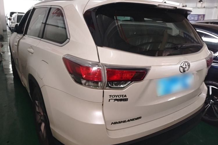 Used Toyota Highlander 2015 2.0T Two-Wheel Drive Luxury Edition 7 Seats Rear Left 45 Deg