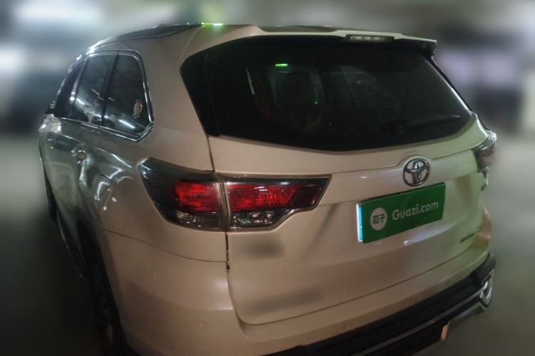 Used Toyota Highlander 2015 2.0T Four-Wheel Drive Luxury Edition 7-Seater Rear Left 45 Deg