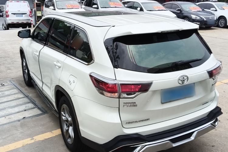 Used Toyota Highlander 2015 2.0T Four-Wheel Drive Luxury Edition 7-Seater Rear Left 45 Deg