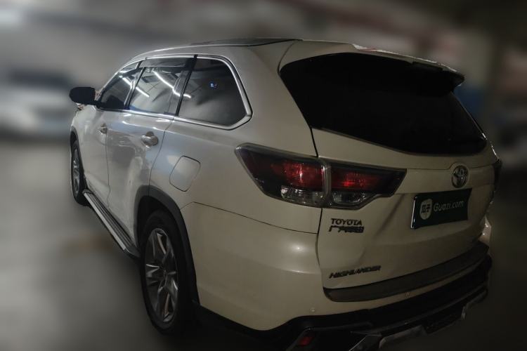 Used Toyota Highlander 2015 2.0T Four-Wheel Drive Luxury Edition 7-Seater Rear Left 45 Deg
