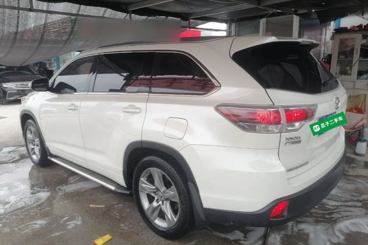 Used Toyota Highlander 2015 2.0T Two-Wheel Drive Luxury Edition 7 Seats Rear Left 45 Deg