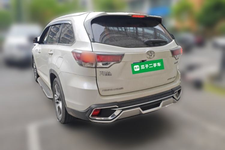 Used Toyota Highlander 2015 2.0T Four-Wheel Drive Luxury Edition 7-Seater Rear Left 45 Deg