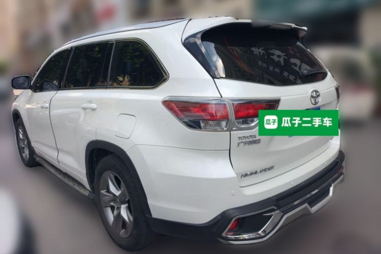 Used Toyota Highlander 2015 2.0T Two-Wheel Drive Luxury Edition 7 Seats Rear Left 45 Deg
