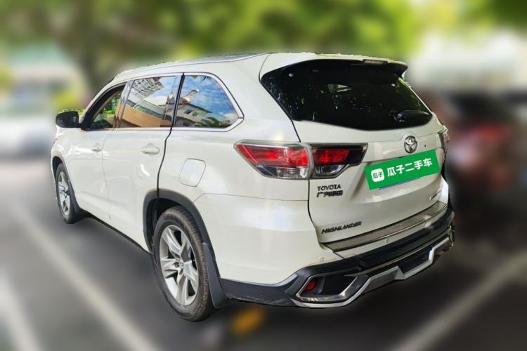 Used Toyota Highlander 2015 2.0T Four-Wheel Drive Ultimate Edition 7-Seater Rear Left 45 Deg