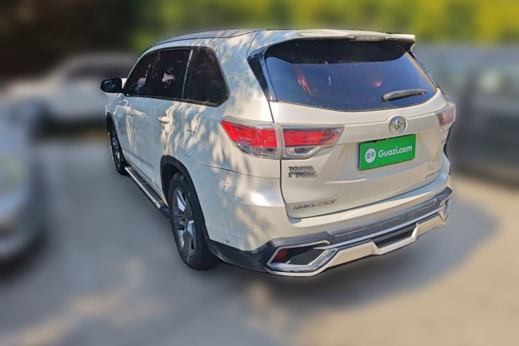 Used Toyota Highlander 2015 2.0T Four-Wheel Drive Luxury Navigation Version with 7 Seats Rear Left 45 Deg