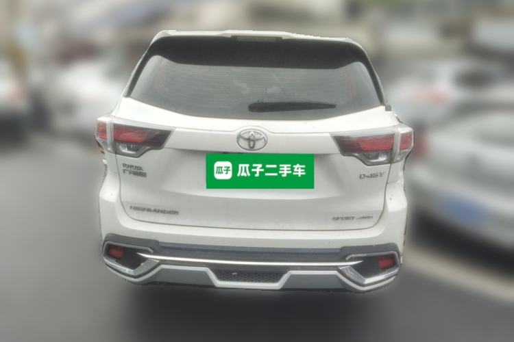 Used Toyota Highlander 2015 2.0T Four-Wheel Drive Luxury Edition 7-Seater Rear