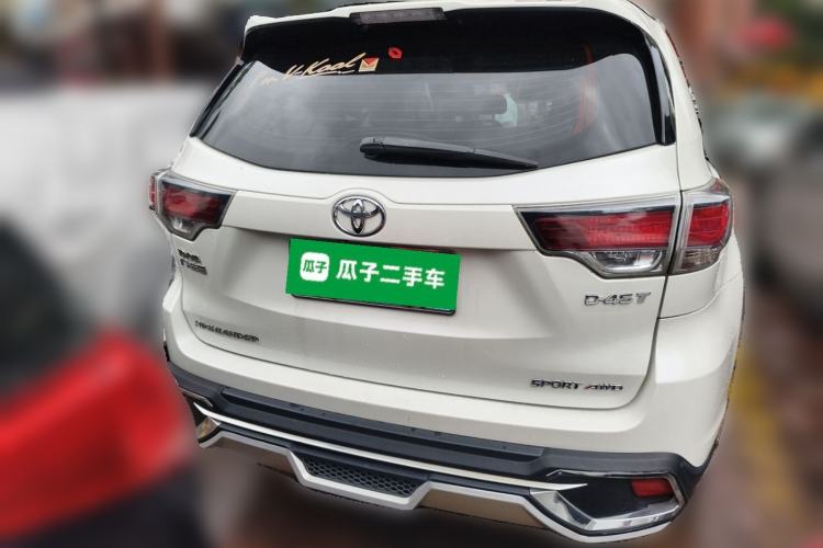 Used Toyota Highlander 2015 2.0T Four-Wheel Drive Luxury Edition 7-Seater Rear