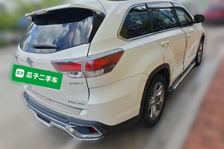 Used Toyota Highlander 2015 2.0T Four-Wheel Drive Luxury Edition 7-Seater Rear Right 45 Deg