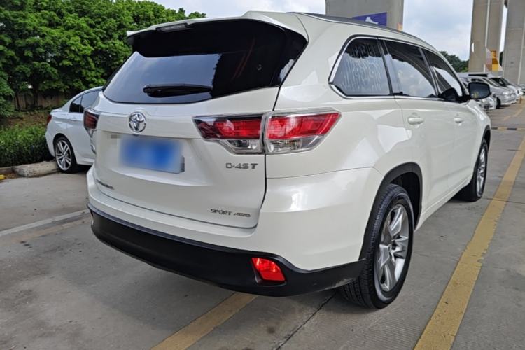 Used Toyota Highlander 2015 2.0T Four-Wheel Drive Luxury Edition 7-Seater Rear Right 45 Deg