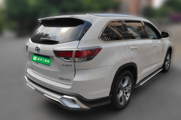 Used Toyota Highlander 2015 2.0T Four-Wheel Drive Luxury Edition 7-Seater Rear Right 45 Deg