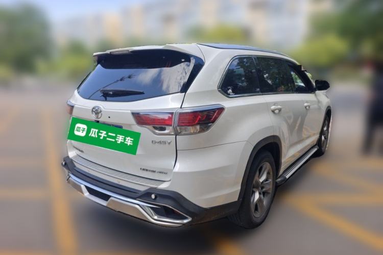 Used Toyota Highlander 2015 2.0T Four-Wheel Drive Ultimate Edition 7-Seater Rear Right 45 Deg