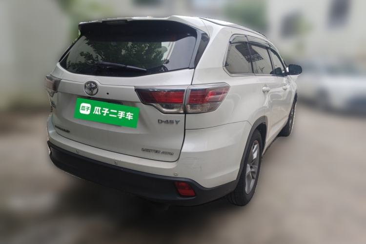 Used Toyota Highlander 2015 2.0T Four-Wheel Drive Ultimate Edition 7-Seater Rear Right 45 Deg