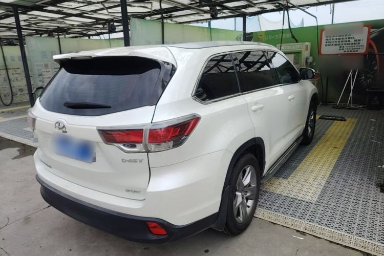 Used Toyota Highlander 2015 2.0T Two-Wheel Drive Luxury Edition 7 Seats Rear Right 45 Deg