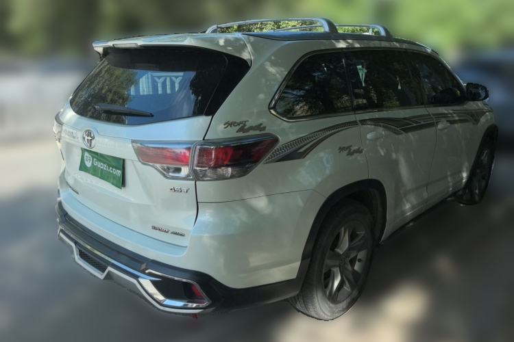 Used Toyota Highlander 2015 2.0T Four-Wheel Drive Luxury Edition 7-Seater Rear Right 45 Deg