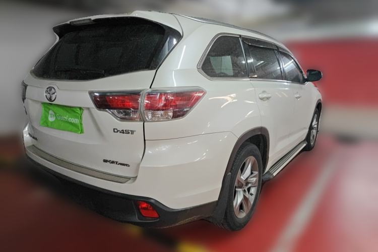Used Toyota Highlander 2015 2.0T Four-Wheel Drive Luxury Edition 7-Seater Rear Right 45 Deg