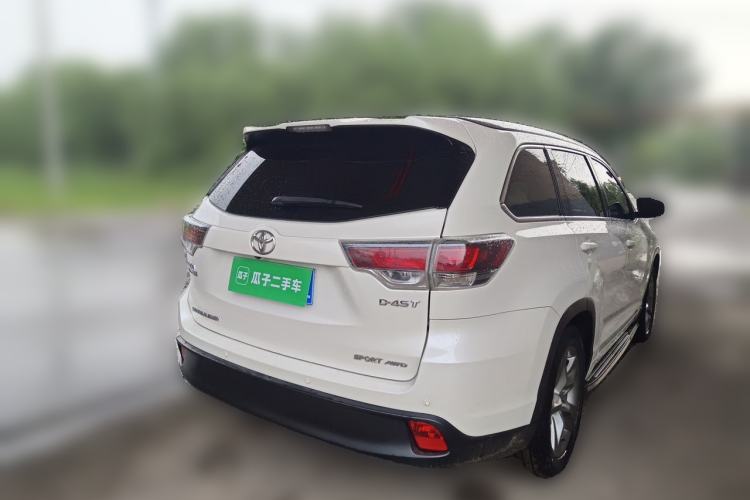 Used Toyota Highlander 2015 2.0T Four-Wheel Drive Luxury Edition 7-Seater Rear Right 45 Deg