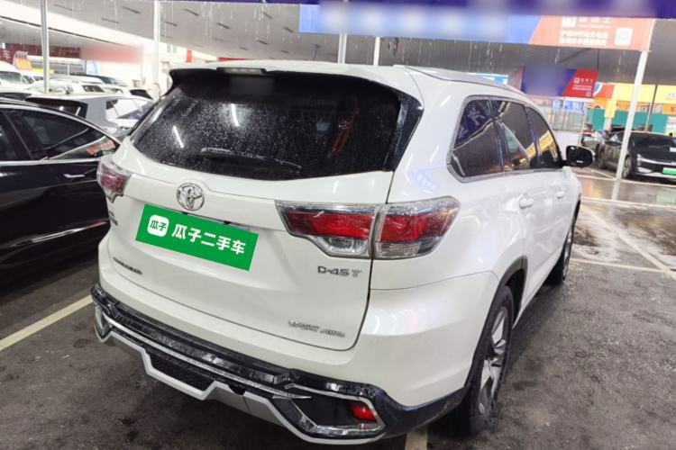 Used Toyota Highlander 2015 2.0T Four-Wheel Drive Luxury Edition 7-Seater Rear Right 45 Deg